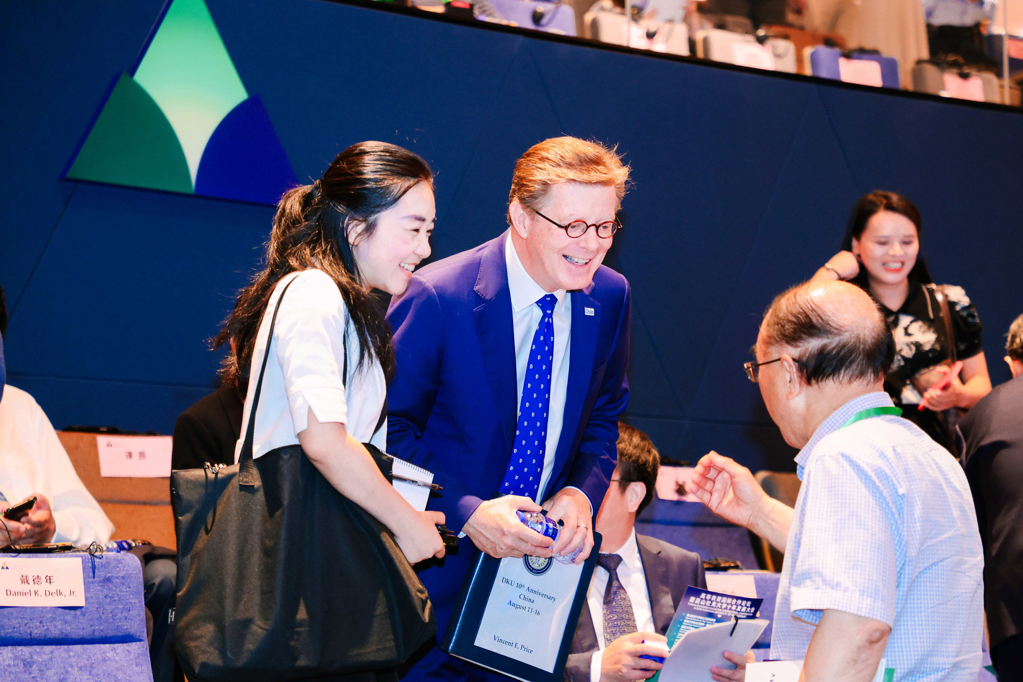 President Price with Duke Kunshan first chancellor Jingnan Liu.
