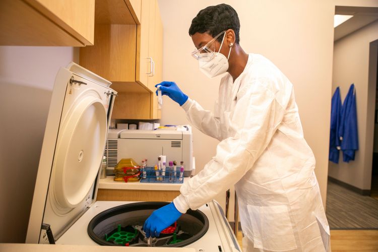 lab worker in Duke Kannapolis