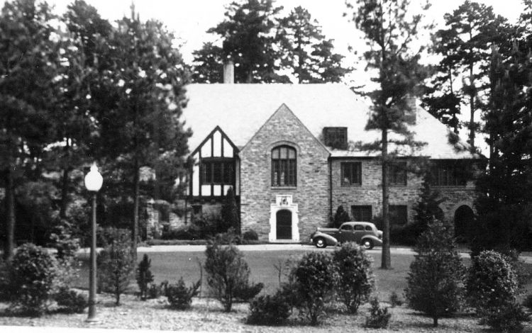 Dr. Robert L. Flowers, a longtime administrator at Duke, lived in Faculty House 2, now the home of the Duke Graduate School. Photo courtesy of Duke University Archives. Dr. Robert L. Flowers, a longtime administrator at Duke, lived in Faculty House 2, now the home of the Duke Graduate School. Photo courtesy of Duke University Archives.