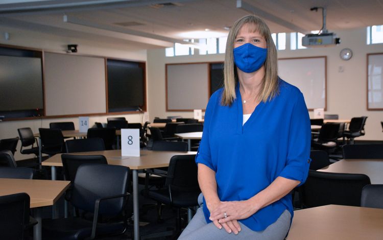Lindy Norman in a classroom.