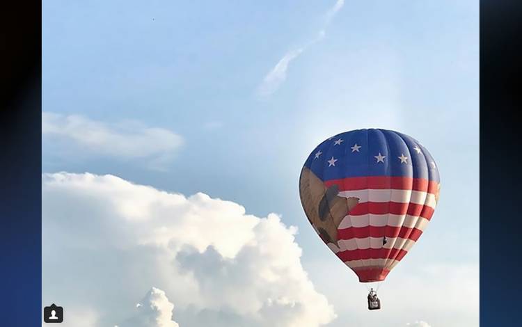 A patriotic hot air balloon.