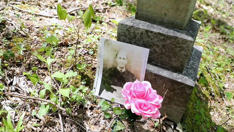 “What's wonderful about the fact that the park service bought this property is that we can go back,” said Rock Castle descendant Leslie Shelor. “We can go to the cemeteries. We can go to the house sites and show other people, which we could not have done 