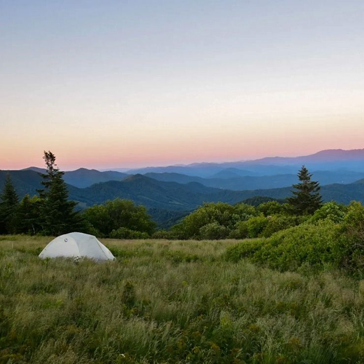 A tent in the mountains