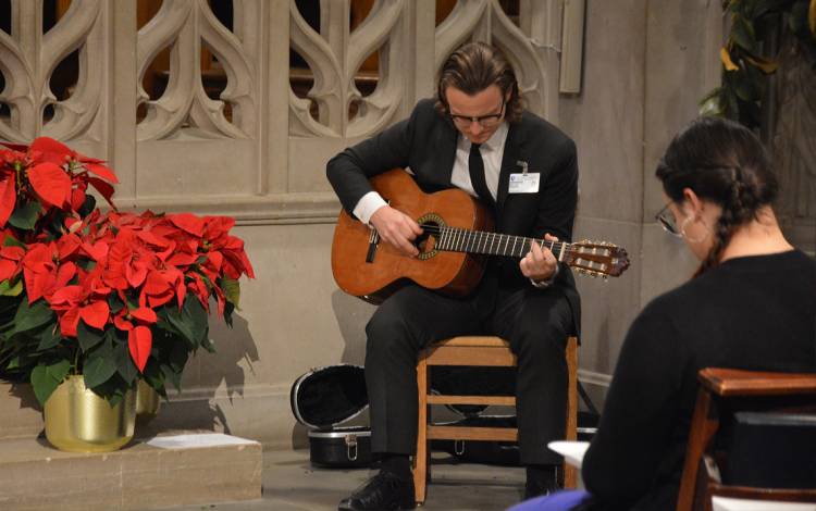 William Dawson, performing artist in residence for Arts & Health at Duke, sings Take My Hand, Precious Lord during the 2019 Staff Memorial Service. Photo by Jonathan Black.
