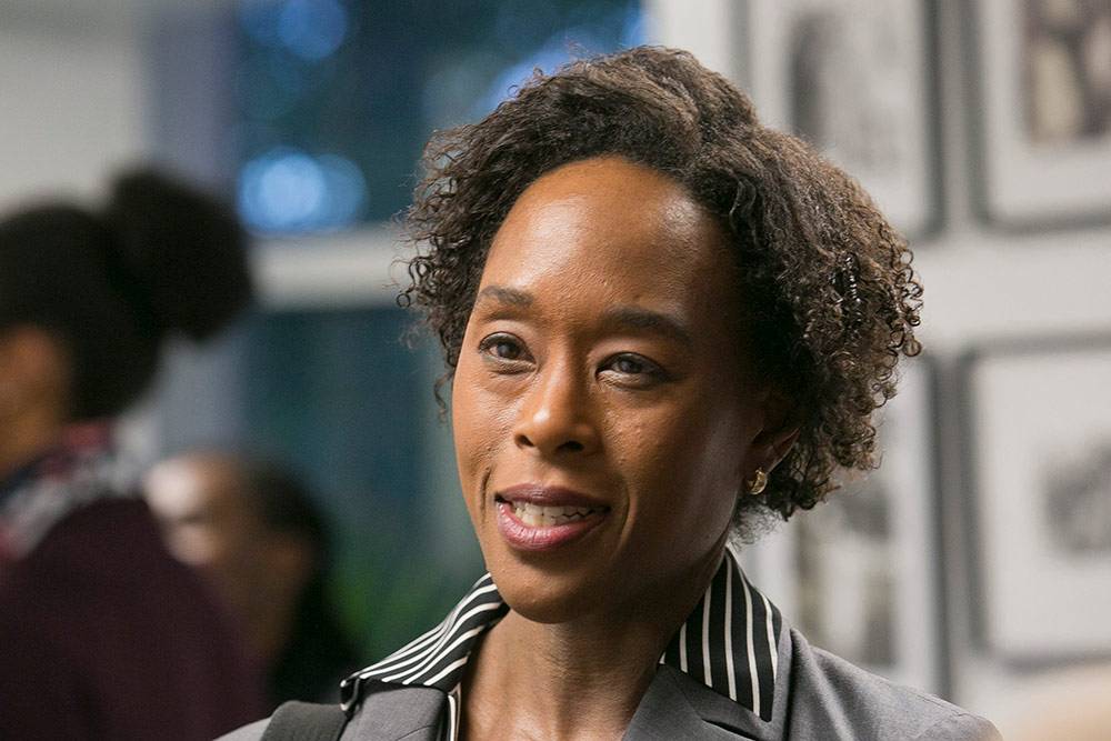 Author Margot Lee Shetterly meets with students during a reception at the John Hope Franklin Center on Wednesday. Photo by Megan Mendenhall/Duke Photography