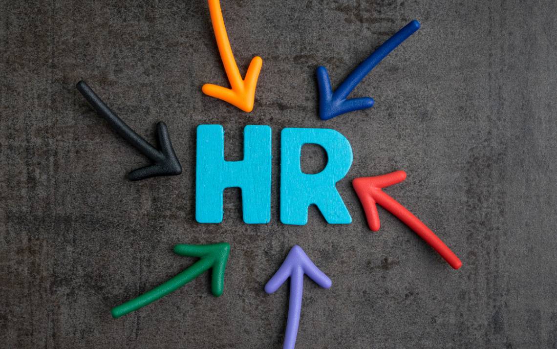 Arrows pointing to the letters, HR.
