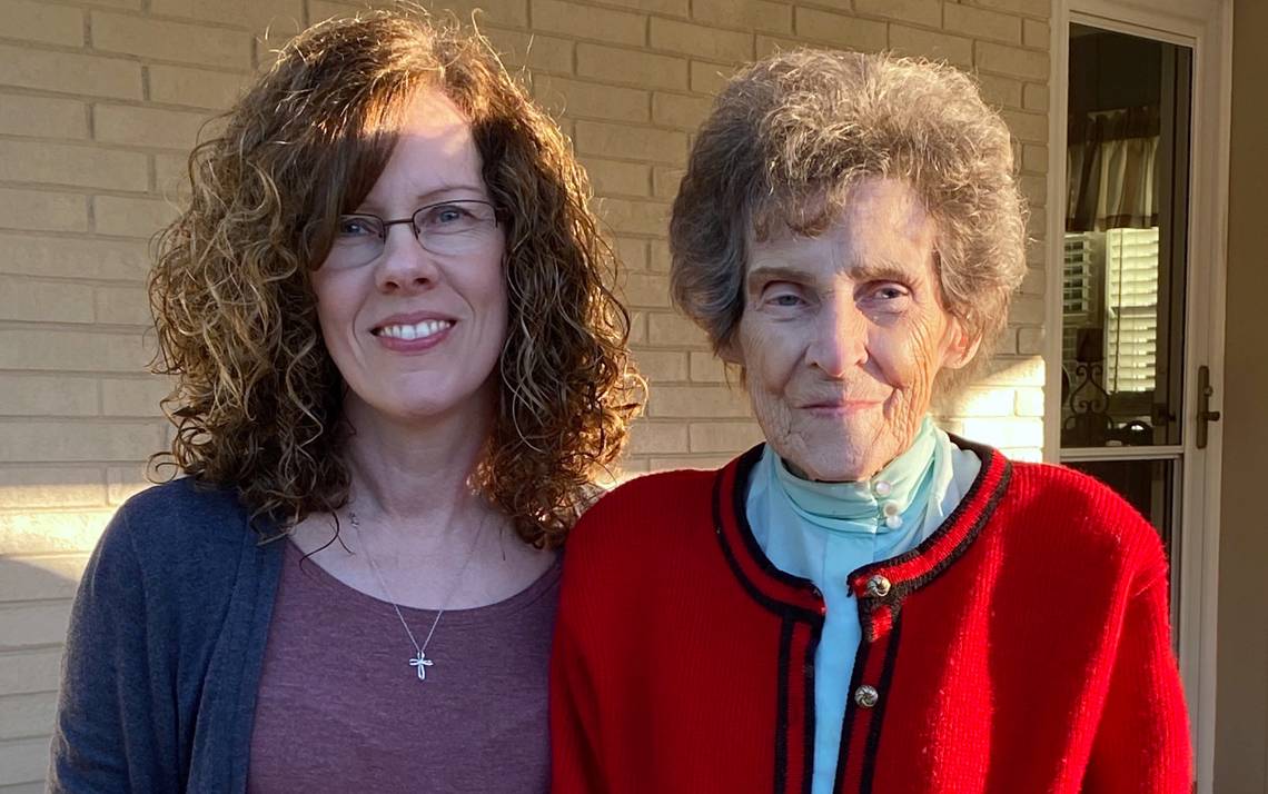 Sheila Walls and her mother