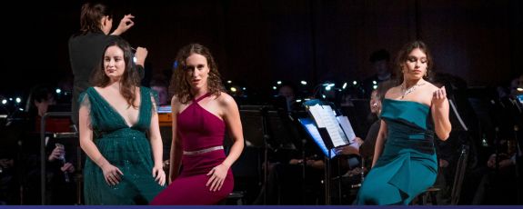 Junior Sarah Gorbatov, graduate student Julia Leeman and senior Faye Hardek rehearse their performance of “The Gypsy Song” from George Bizet’s “Carmen.”