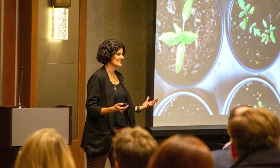 Jamie Jones speaking at Duke I&E event