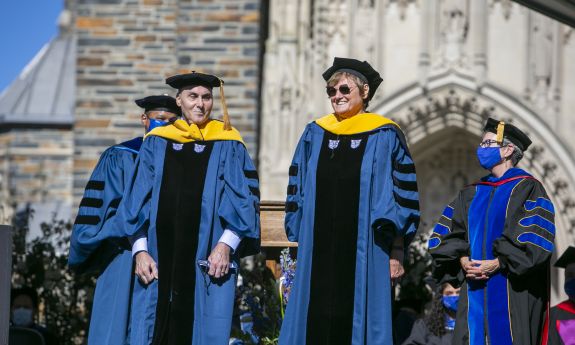 Drew Weissman and Katalin Karikó receiving their honorary degrees.