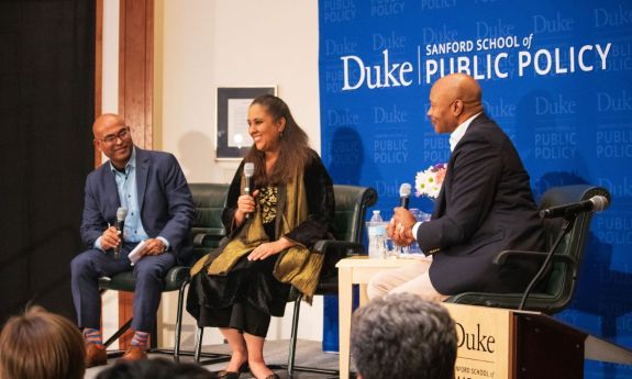 Barkha Dutt shared the stage with Stephen Buckley and Manoj Mohanan