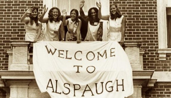 Women in Alspaugh dorm, 1972