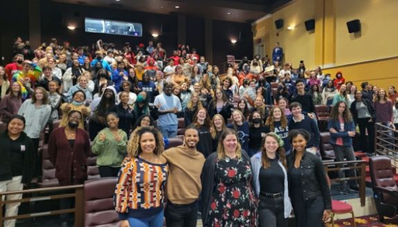 DPS high school students attended a talkback with a panel of cast and crew members from the Broadway musical “Frozen,” moderated by faculty Chauntee’ Schuler Irving. Representatives from Disney’s corporate office were in attendance and provided complementary tickets to “Frozen” at DPAC for every student in the room.