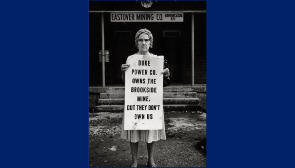 coal miner wife protesting against duke Power. photo by Earl Dotter