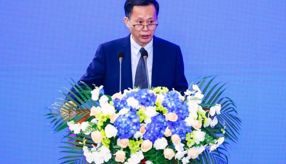 Yaolin Liu