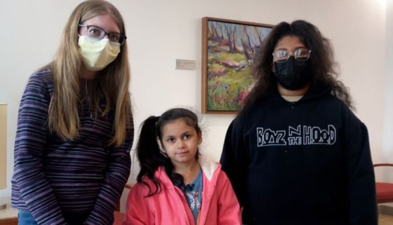 The three girls who took part in the mitral valve replacement surgery
