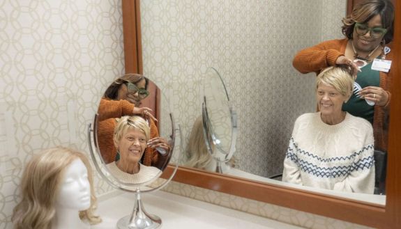 cancer patient getting new wig