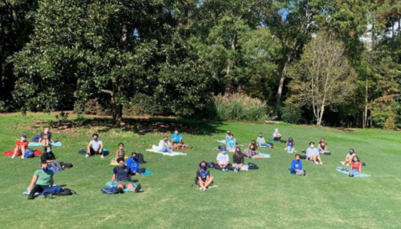 Jen'nan Read's class meeting in Duke Gardens