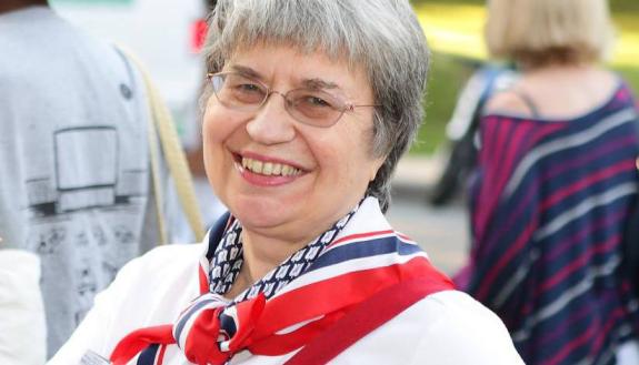 Barbara Fox