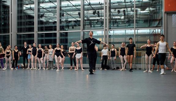 Radetsky teaching a masterclass in the Ruby's "Cube" dance studio.