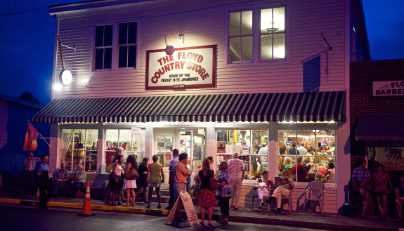 Floyd Country Store Friday Jamboree (Photo: Richard Toller, licensed under CC BY-ND 2.0)