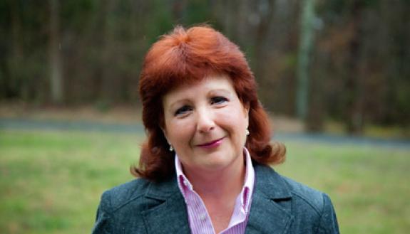 Through DIG and FOCUS, Edna Andrews has brought students along in her research at the intersection of language and brain sciences.