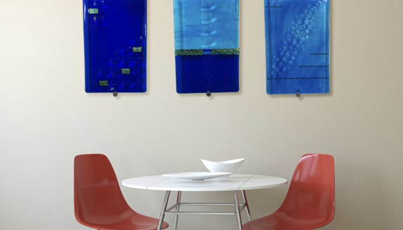 Glass panels by La Colombe Contemporary Glasswork.
