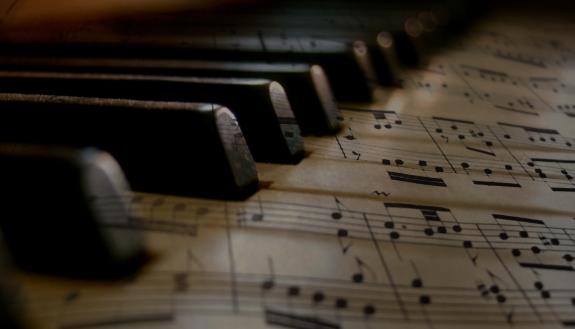 Duke researchers are teaching computers to compose new classical music in the style of Romantic-era composers like Chopin and Beethoven. Photo from Pixabay.com