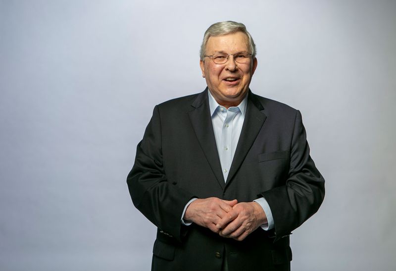 In his books, Henry Petroski attempted to explain the world using engineering concepts. “Even if my books focus on different topics—like bridges or pencils or toothpicks—their general objective is to elucidate the nature of invention and engineering,” he said.